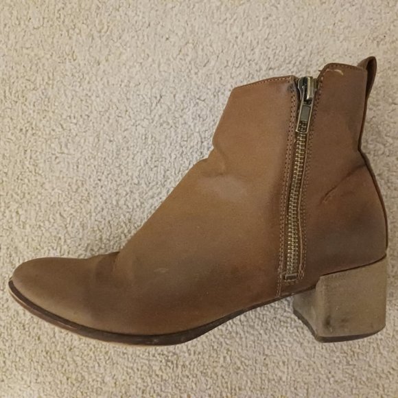 SOUL Naturalizer Women's Richy-Zip Ankle Boot, Banana Bread Brown - Picture 12 of 16